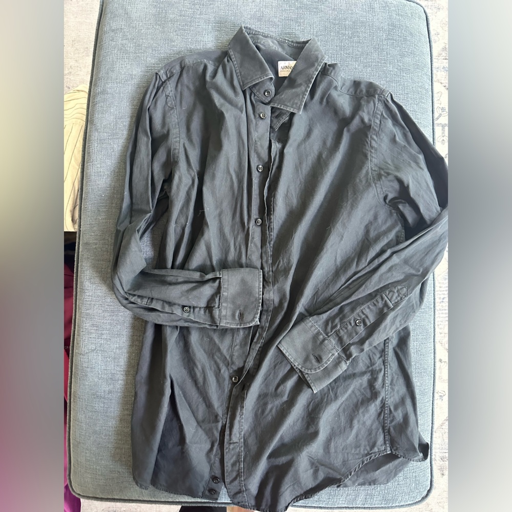 🖤 Armani Collezioni Charcoal Button-Up Shirt – Size 41/16 | Sophisticated Luxury